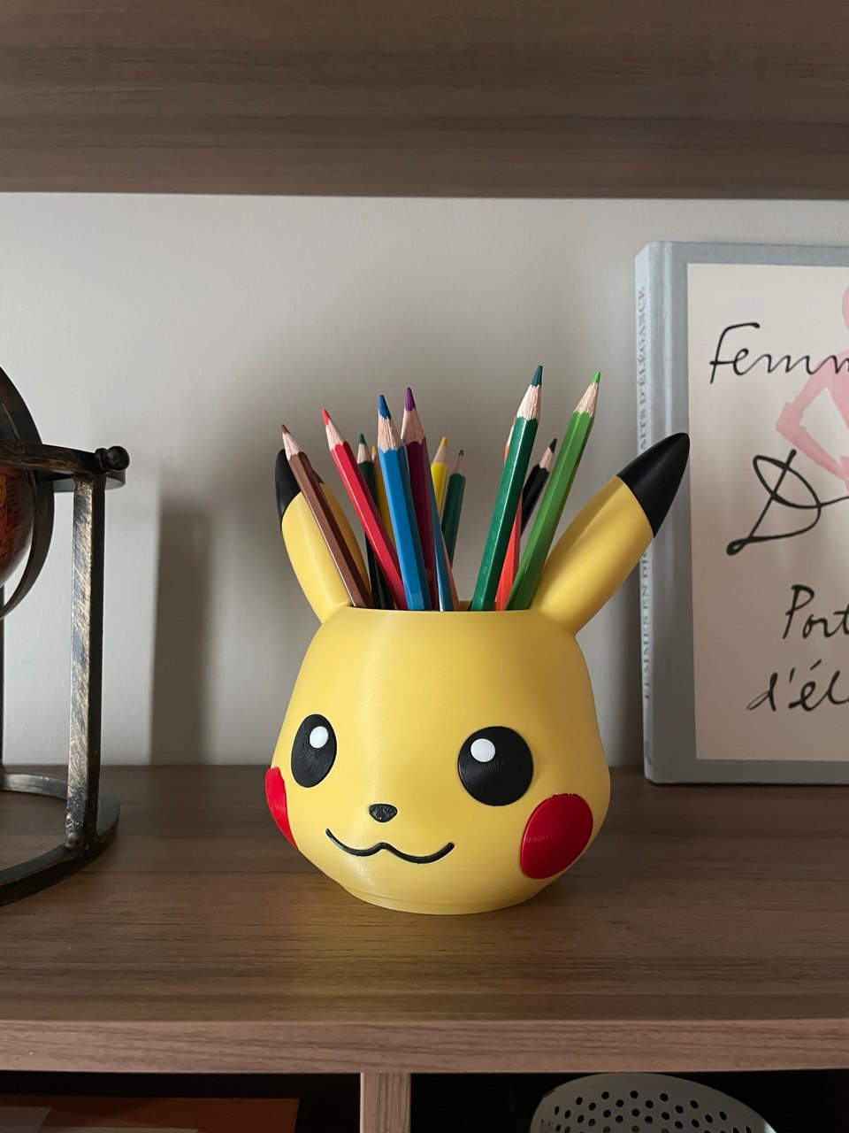Cute Pikachu Penstand